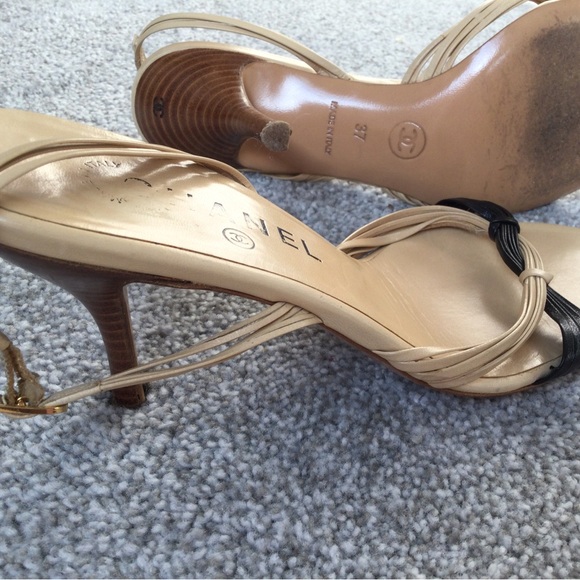CHANEL Open toe Leather sling back Heels size 37 - Picture 9 of 11